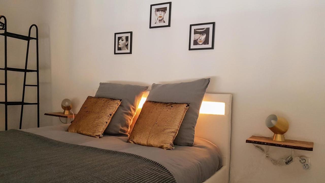 Les Nuits D'Anis - Appartements Hypercentre Le Puy-en-Velay Εξωτερικό φωτογραφία