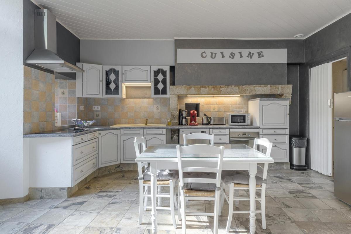 Les Nuits D'Anis - Appartements Hypercentre Le Puy-en-Velay Εξωτερικό φωτογραφία